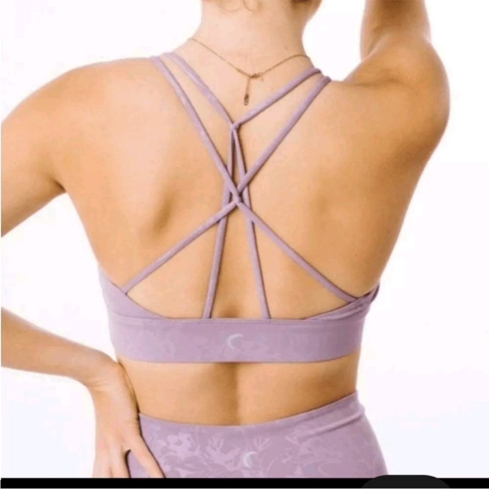 ZYIA floral double strap sports bra🪻 - Picture 3 of 5